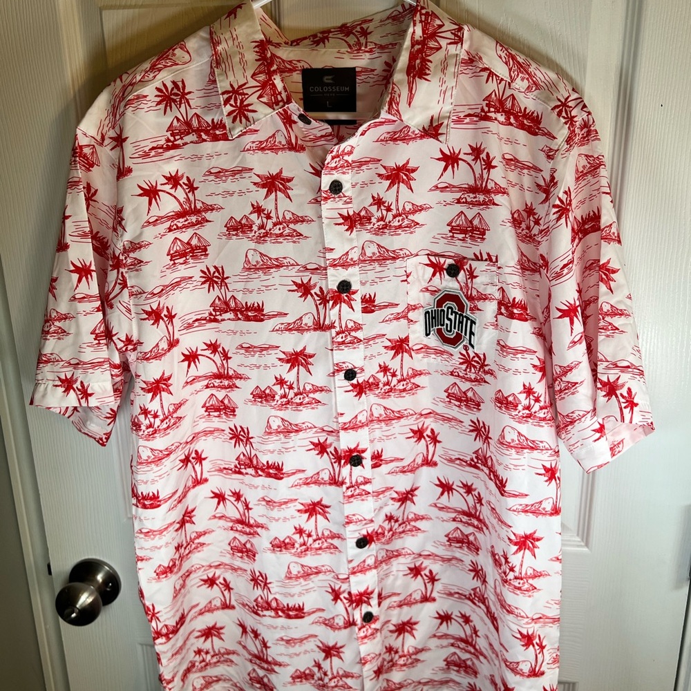 Mens Ohio State Buckeyes Colosseum Button up Collared Short Sleeved Shirt Size L